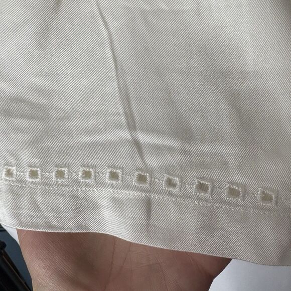 Gilli White Eyelet Drawstring Pull On Shorts 1X Comfy Stretch Travel Boho - Picture 10 of 11